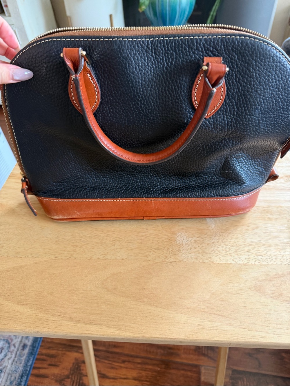 Vintage Dooney & Bourke Black Pebble Leather Satchel with Brown Trim - Picture 4 of 7